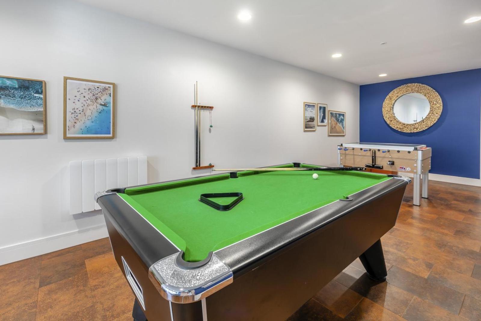 Byron - Luxury Self-Catering Coastal Apartment At The Heart Of Woolacombe With Heated Indoor Pool & Gym - 4 Minutes Walk To Beach! 6 Middlecombe Экстерьер фото